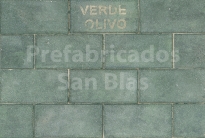 Baldosa 40x20x6 abujardada VERDE OLIVO.